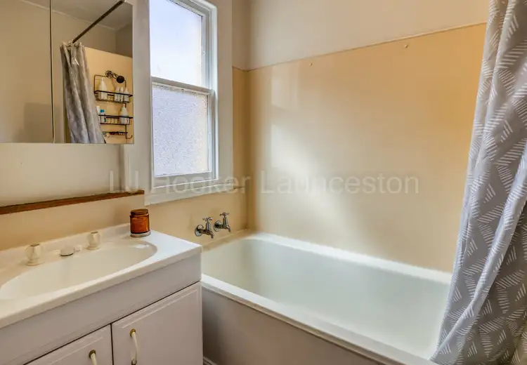 Seventh view of Homely unit listing, Unit A & B/163 Wellington, Launceston TAS 7250