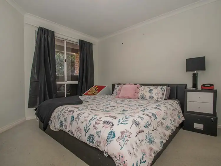 Fourth view of Homely unit listing, 4B RIVERINA WAY, Hannans WA 6430