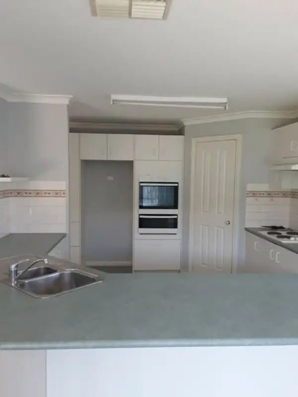 Sixth view of Homely unit listing, 4B RIVERINA WAY, Hannans WA 6430