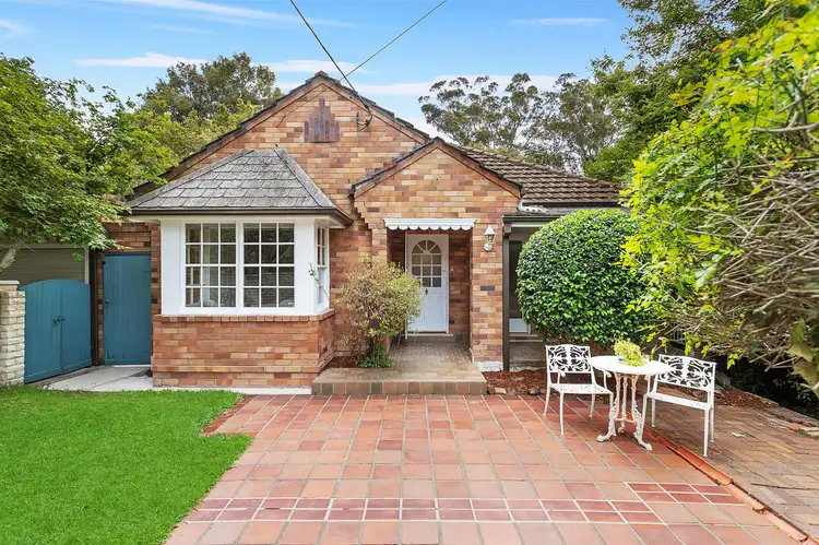 19 Iona Avenue, West Pymble NSW 2073
