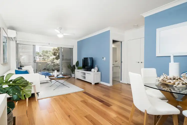 Main view of Homely apartment listing, 2/4-8 Burne Avenue, Dee Why NSW 2099