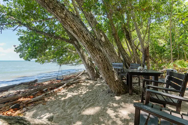 9 Barka Close, Wonga Beach QLD 4873