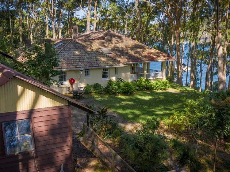 Seventh view of Homely house listing, 8 Lovett Bay, Lovett Bay NSW 2105