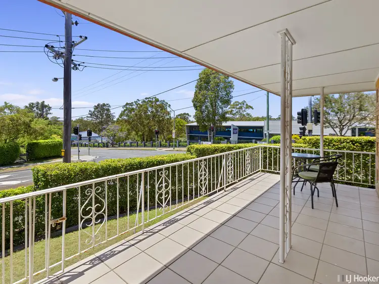Second view of Homely house listing, 2 Cresthaven Drive, Mansfield QLD 4122