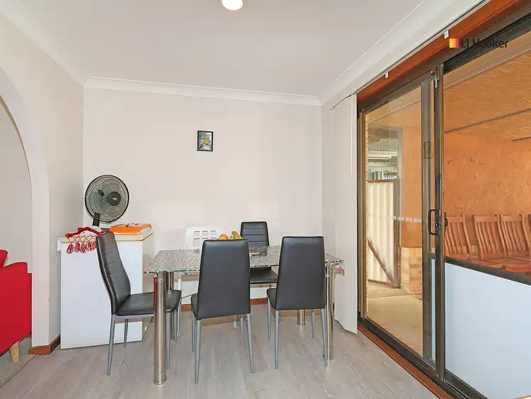 Sixth view of Homely house listing, 28 Wiradjuri Crescent, Wagga Wagga NSW 2650