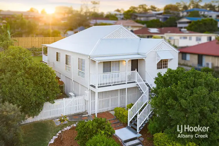 11 Granada Drive, Eatons Hill QLD 4037