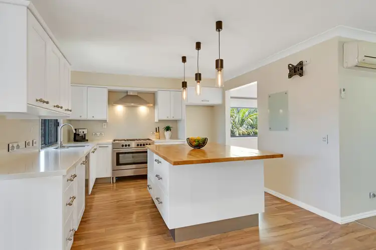 Fifth view of Homely house listing, 7 Maculata Close, Mount Cotton QLD 4165