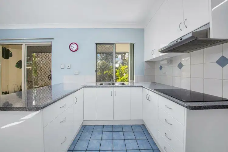 Seventh view of Homely unit listing, Unit 5/5 Pacific Court, Kin Kora QLD 4680
