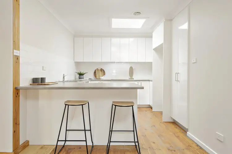 Second view of Homely house listing, 10 Beaurepaire Crescent, Holt ACT 2615