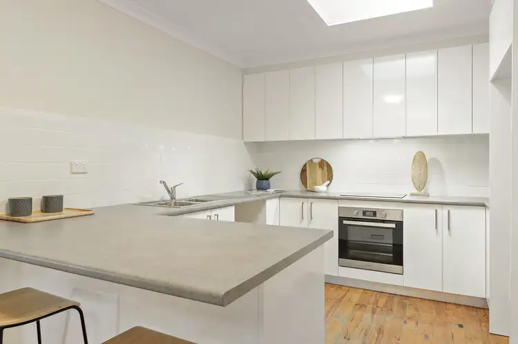 Third view of Homely house listing, 10 Beaurepaire Crescent, Holt ACT 2615