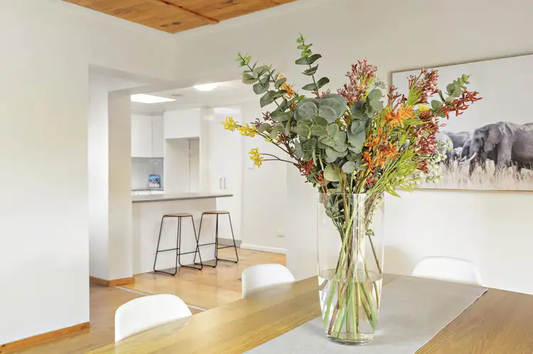 Fifth view of Homely house listing, 10 Beaurepaire Crescent, Holt ACT 2615