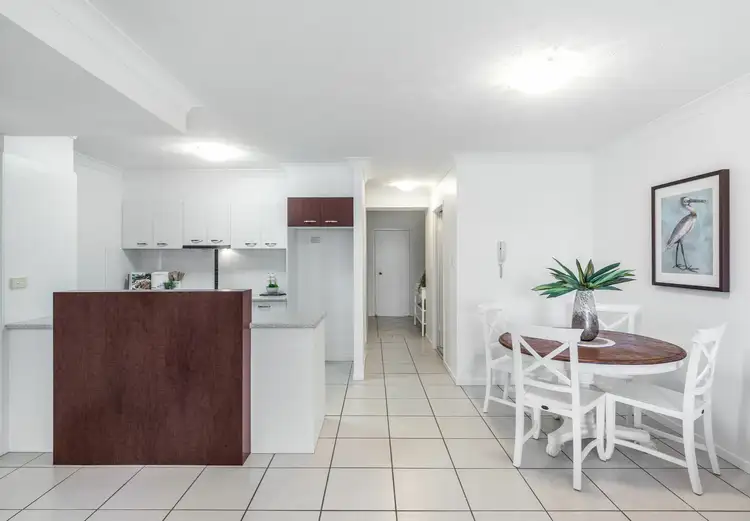 Fourth view of Homely apartment listing, Unit 2/960 Wynnum Road, Cannon Hill QLD 4170