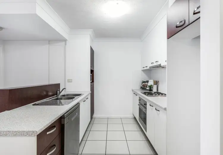 Fifth view of Homely apartment listing, Unit 2/960 Wynnum Road, Cannon Hill QLD 4170