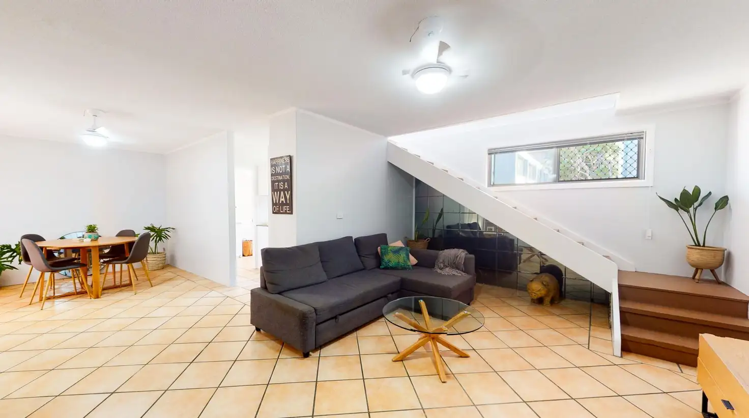 Main view of Homely unit listing, 1/22 Darrambal Street, Chevron Island QLD 4217