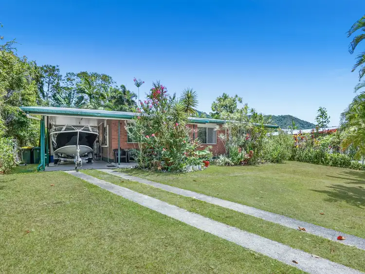 32 Purbeck Place, Edge Hill QLD 4870