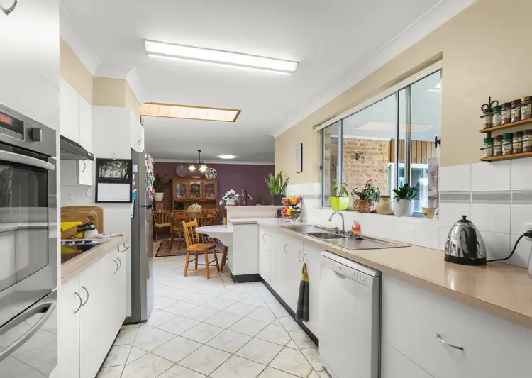 Sixth view of Homely house listing, 17 Kaywana Close, Pampoolah NSW 2430