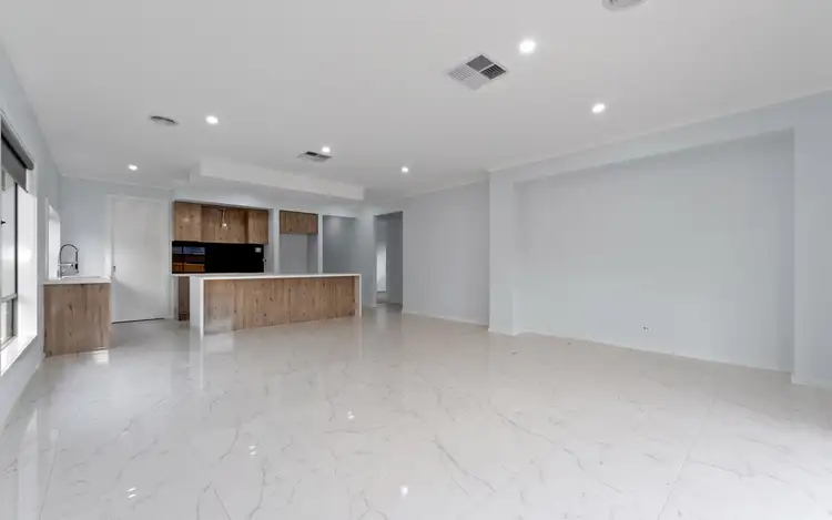 Sixth view of Homely house listing, 32 Riverstone Promenade, Tarneit VIC 3029