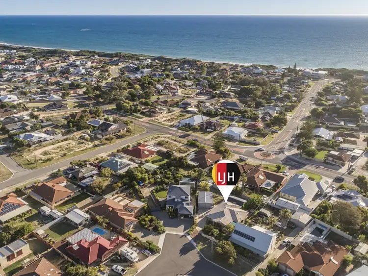 Fifth view of Homely house listing, 15 Mousehole Crecent, Yanchep WA 6035