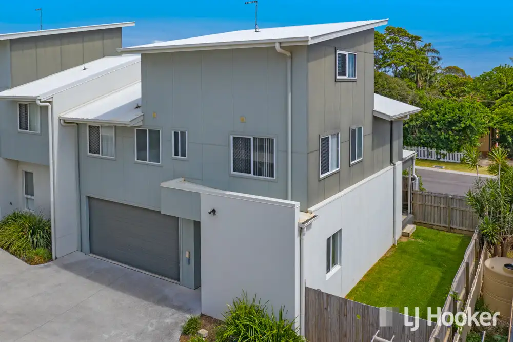 Main view of Homely house listing, 2/1-9 Arthur Street, Ormiston QLD 4160