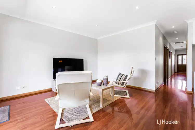 Sixth view of Homely house listing, 10 Maple Leaf Court, Munno Para West SA 5115