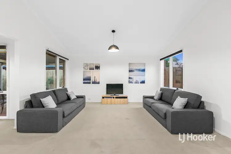 Second view of Homely house listing, 20 Eva Court, Seabrook VIC 3028