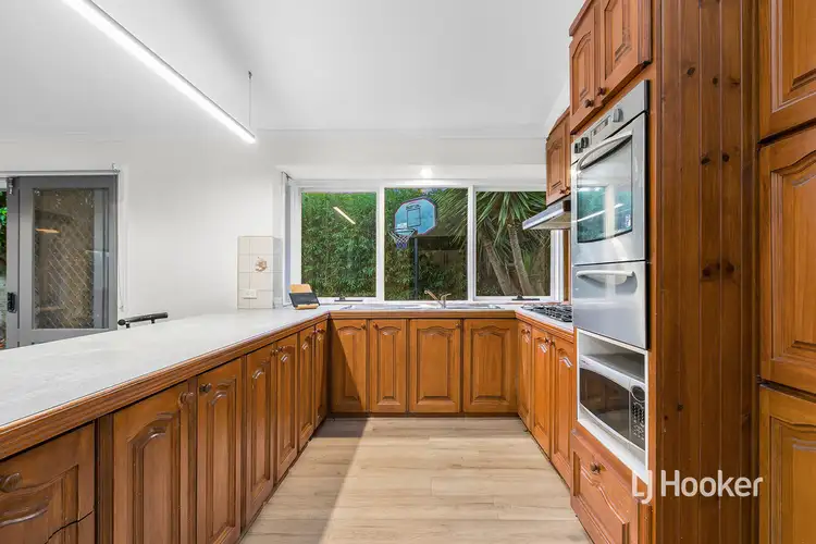 Fifth view of Homely house listing, 20 Eva Court, Seabrook VIC 3028