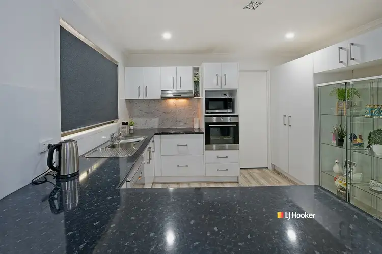 Sixth view of Homely house listing, 5 Ravenscraig Court, Kallangur QLD 4503