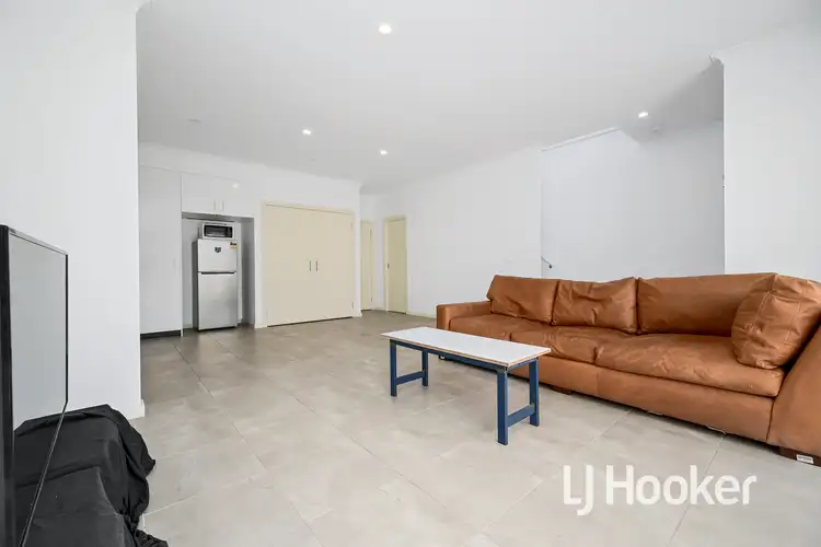 Fifth view of Homely townhouse listing, 2 Patena Walk, Pakenham VIC 3810