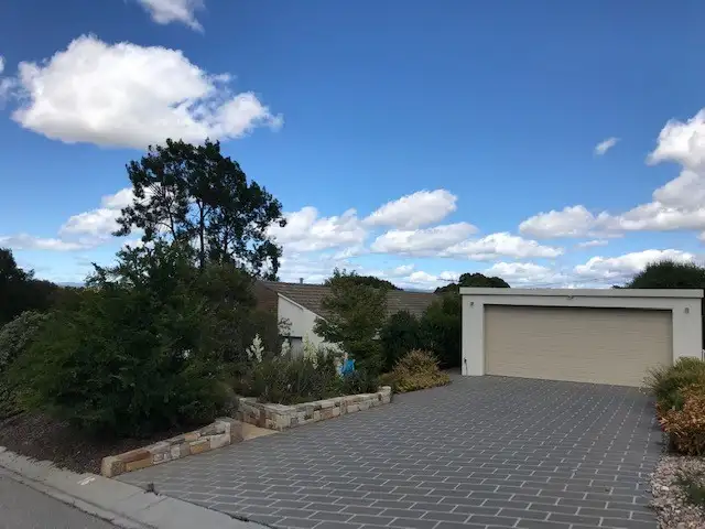 16 Haverfield Place, Mckellar ACT 2617