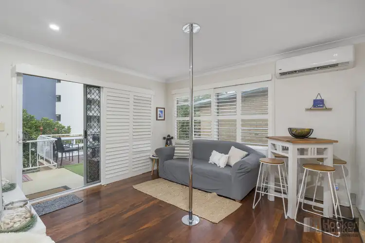 Third view of Homely unit listing, 6/26 Cronin Avenue, Main Beach QLD 4217
