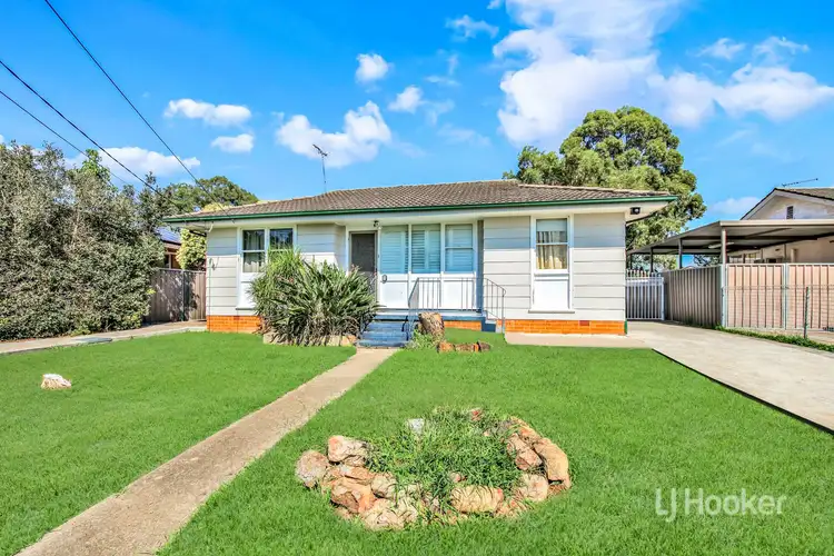42 & 42a Manila Road, Lethbridge Park NSW 2770