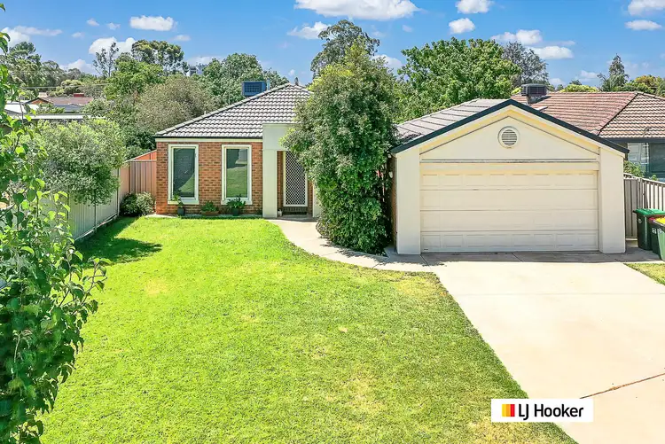 10 Regent Street, Moama NSW 2731