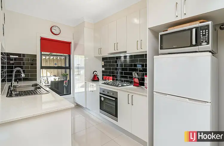 Second view of Homely house listing, 9/20 Windham Street, Wallan VIC 3756