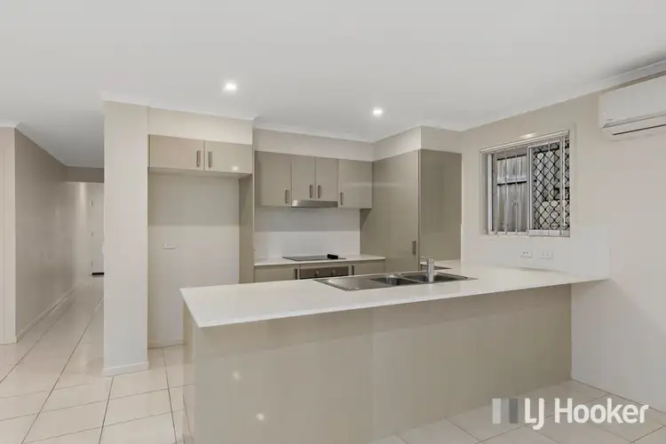 Second view of Homely house listing, 4 Arkwright Street, Thornlands QLD 4164