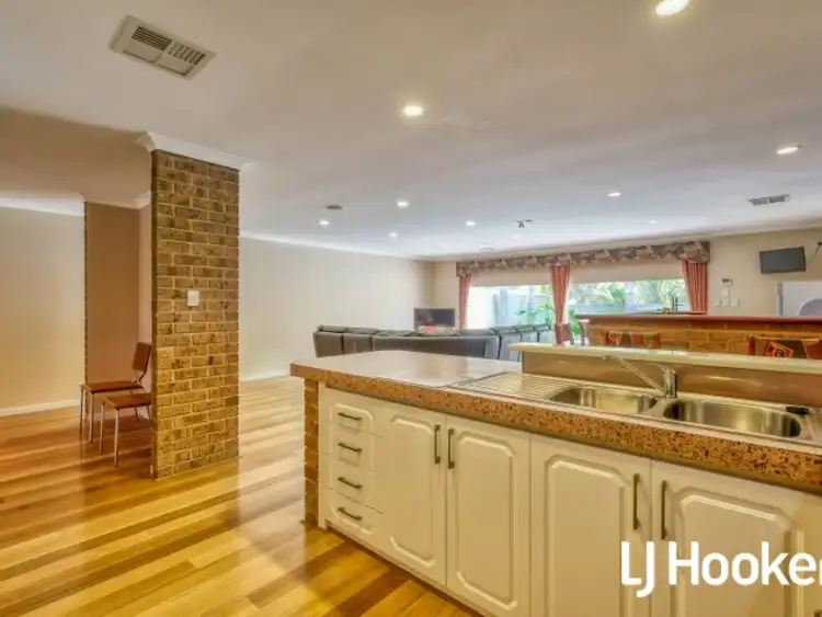 Sixth view of Homely house listing, 38 Molloy Circuit, Atwell WA 6164