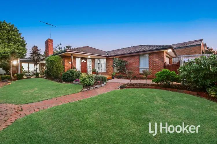 2 Avebury Drive, Berwick VIC 3806