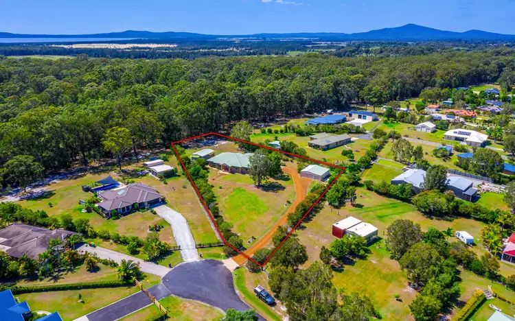 8 Federation Place, Gulmarrad NSW 2463