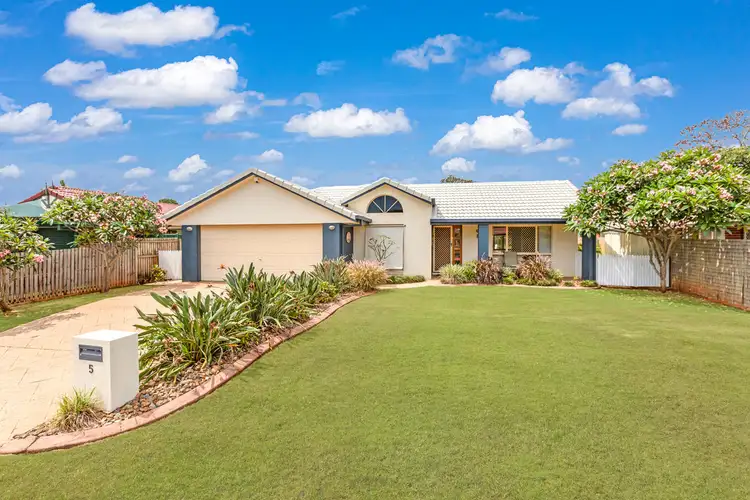 5 Minetta Street, Victoria Point QLD 4165