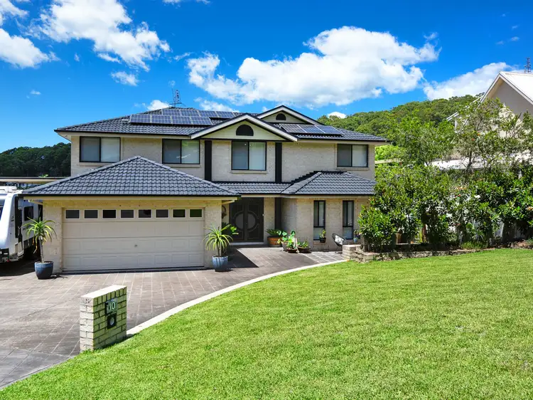 10 Whipbird Way, Belmont NSW 2280