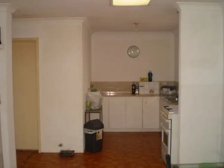 Second view of Homely house listing, 31 Hemingway Drive, Camillo WA 6111