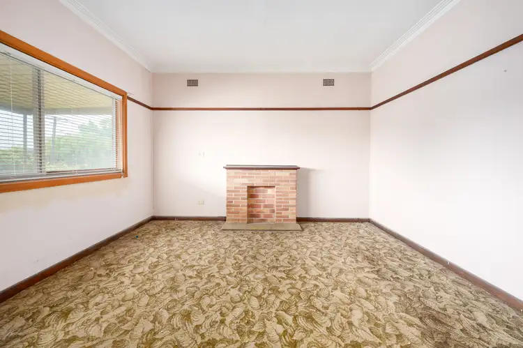 Third view of Homely house listing, 5 Vindin Street, Rutherford NSW 2320