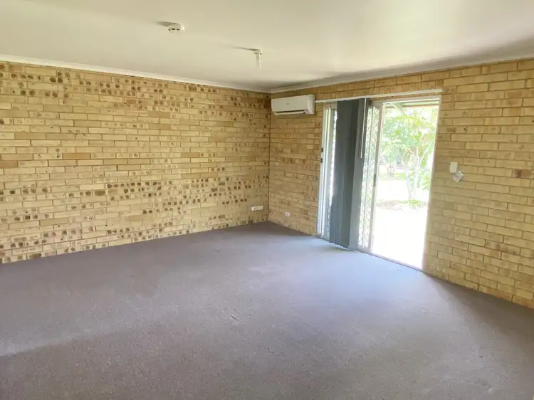 Sixth view of Homely unit listing, Unit 8/88 Walter Road, Kingaroy QLD 4610