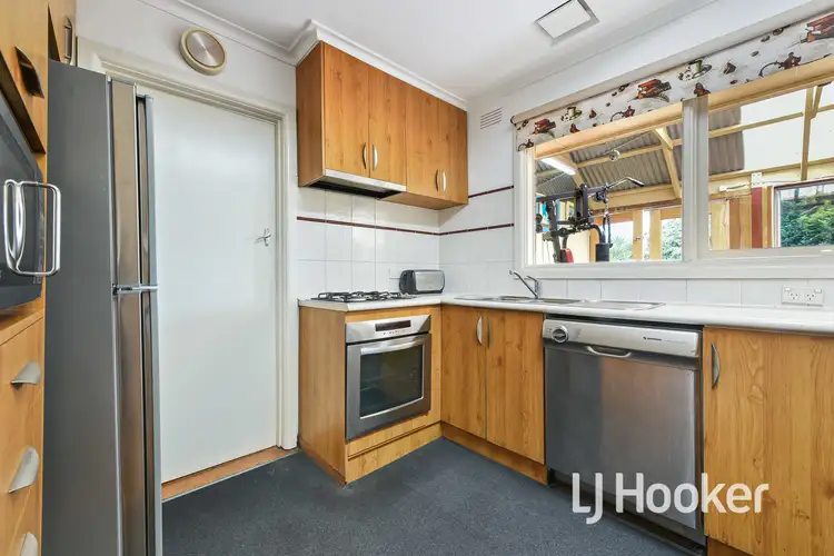 Fifth view of Homely house listing, 7 View Street, Hampton Park VIC 3976