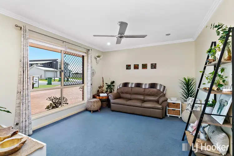 Third view of Homely house listing, 9 Allerton Place, Birkdale QLD 4159