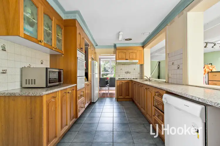 Fourth view of Homely house listing, 3 Nola Court, Hampton Park VIC 3976