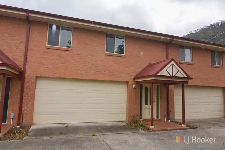 Main view of Homely unit listing, 2/9 Coalbrook Street, Lithgow NSW 2790