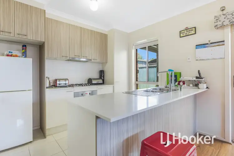 Second view of Homely house listing, 21/3 Manor View, Pakenham VIC 3810