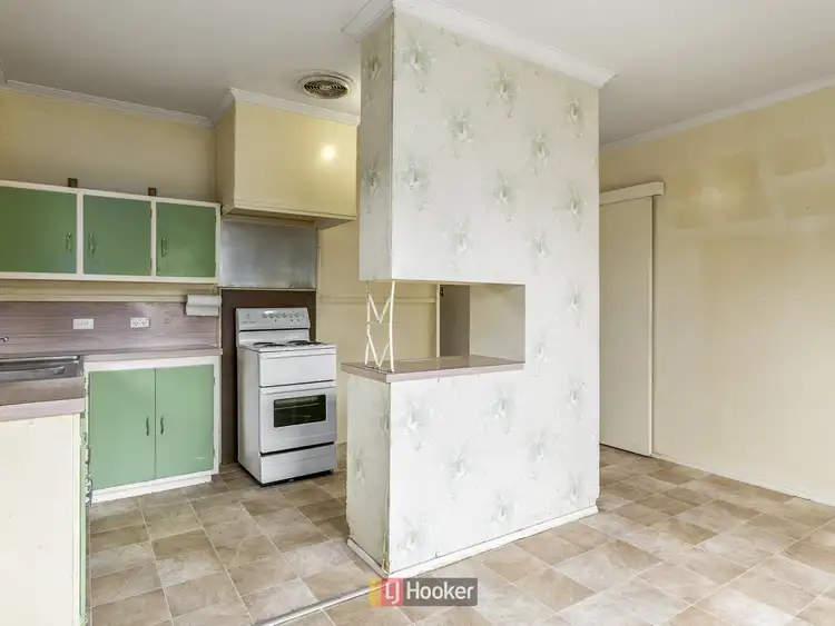 Fourth view of Homely house listing, 8 Hebb Court, Colac VIC 3250
