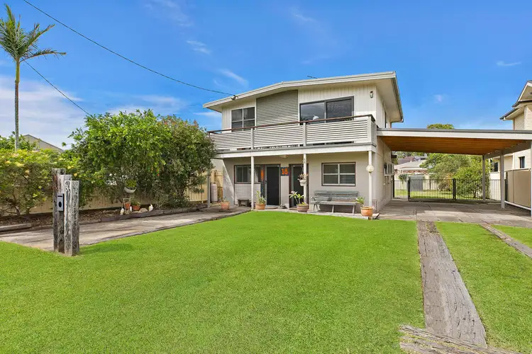 Main view of Homely house listing, 18 Hinemoa Ave, Killarney Vale NSW 2261