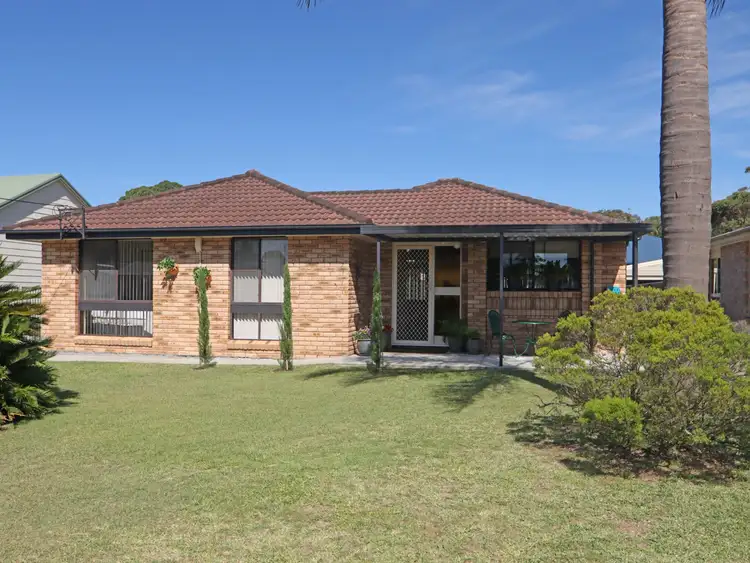 Main view of Homely house listing, 5 Greentree Avenue, Sussex Inlet NSW 2540